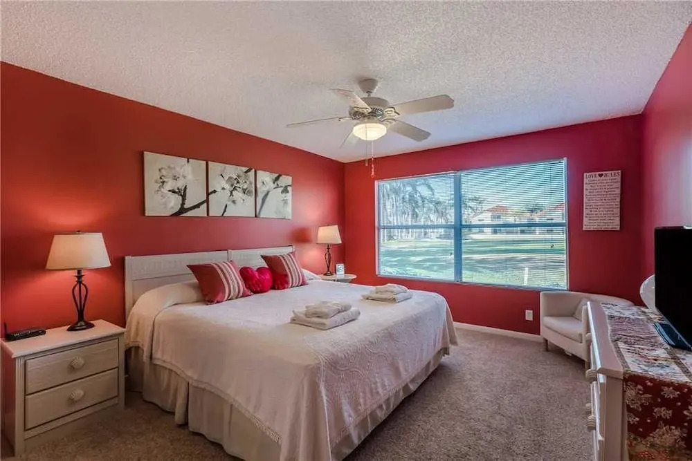 Vista Verde East - Two Bedroom Condo - 1-103