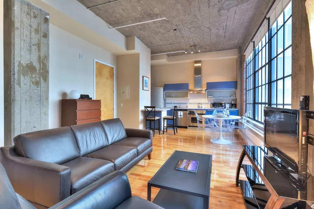 Industrial Loft Old Port