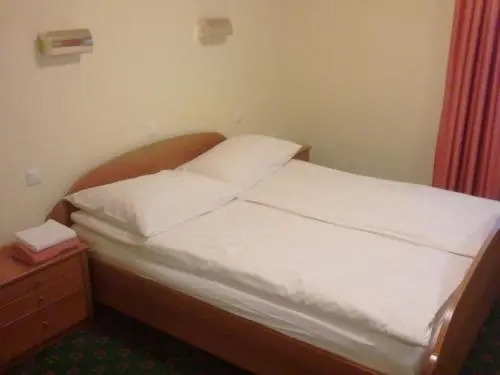 Guesthouse Češnar