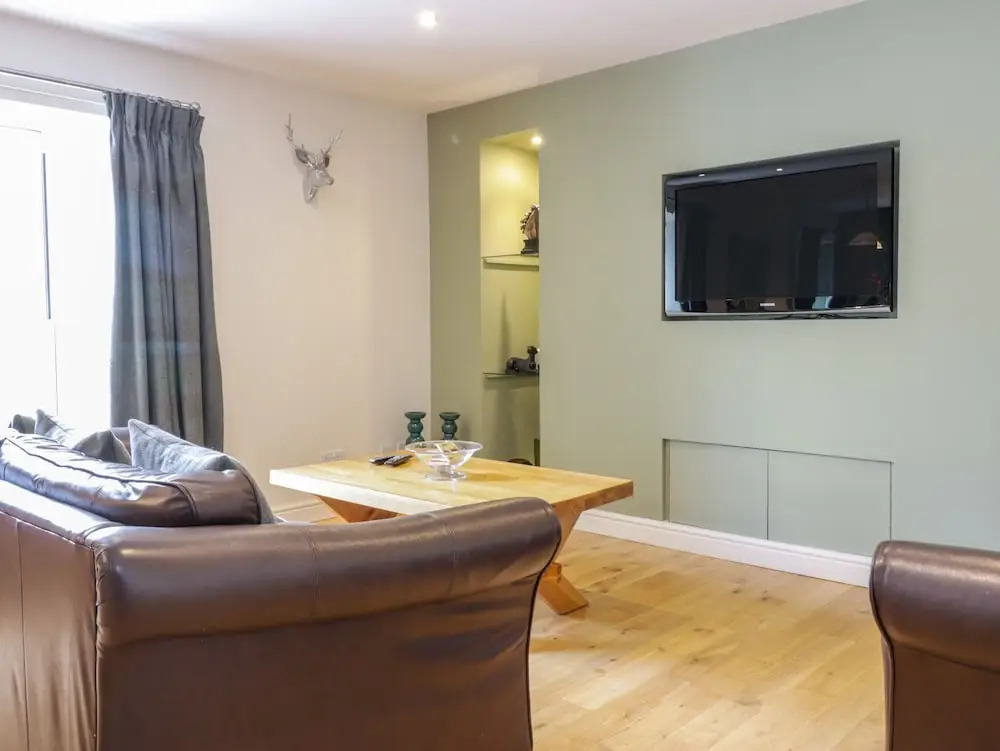 1 McAdam House