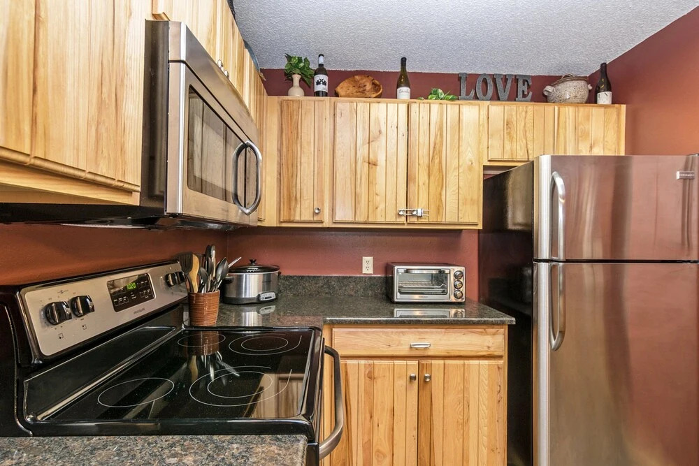288 W Beaver Creek Blvd Condo Unit H1 - 2 Br condo by RedAwning