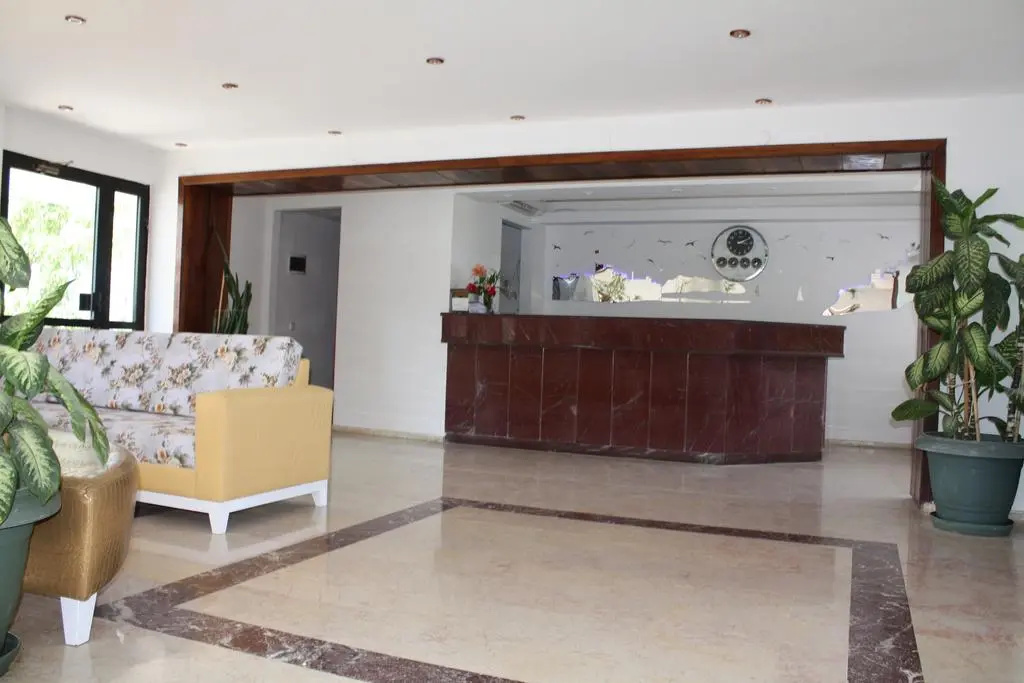 Bronze Hotel