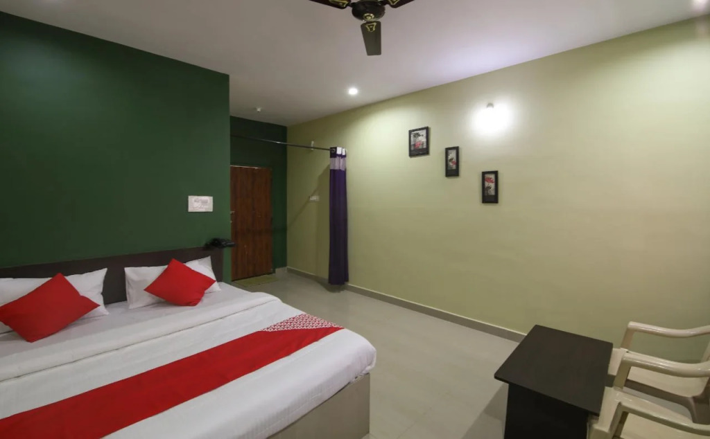 H3 Rooms By OYO Rooms