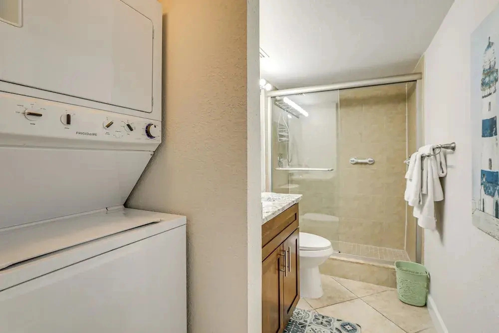 Great View, Resort Perks! Waterfront St Pete Condo