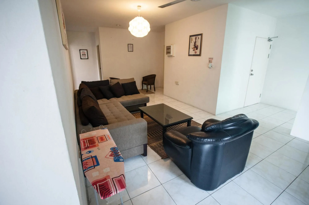 Natol Homestay - Kuching Home Penthouse Airport Road