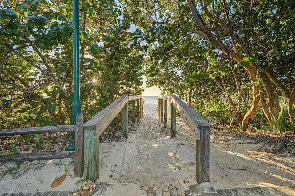Sleek Coastal Abode: 1 Block to Naples Beach!