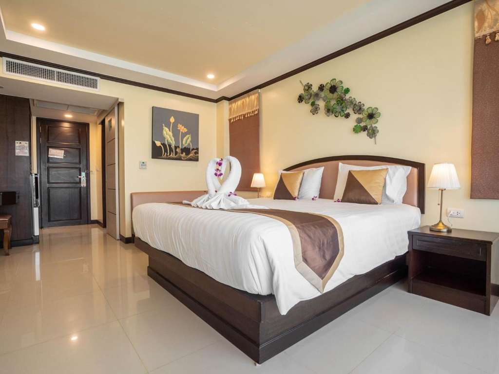 Baan Sailom Hotel Phuket - Sha Extra Plus