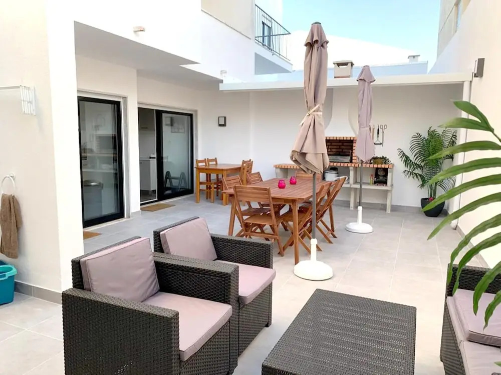 Apartment With 3 Bedrooms in Alcabideche, With Furnished Terrace and Wifi Near the Beach