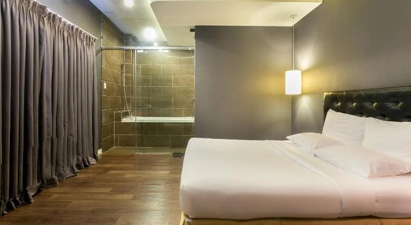 Triip Friday Hotel Phan Xich Long