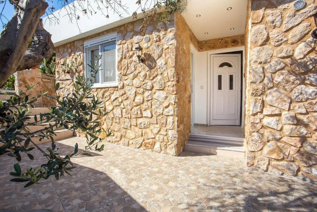 Errik Luxury House
