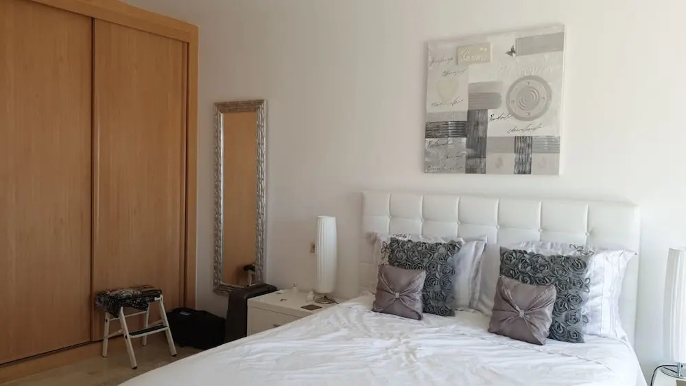 Hollywood Hills - Spectacular Penthouse Close to Golf With Large Terrace & Sea Views