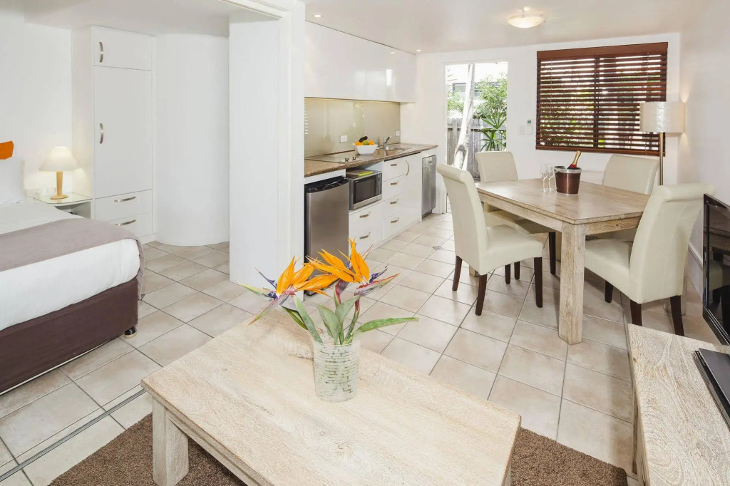 Julians Apartments