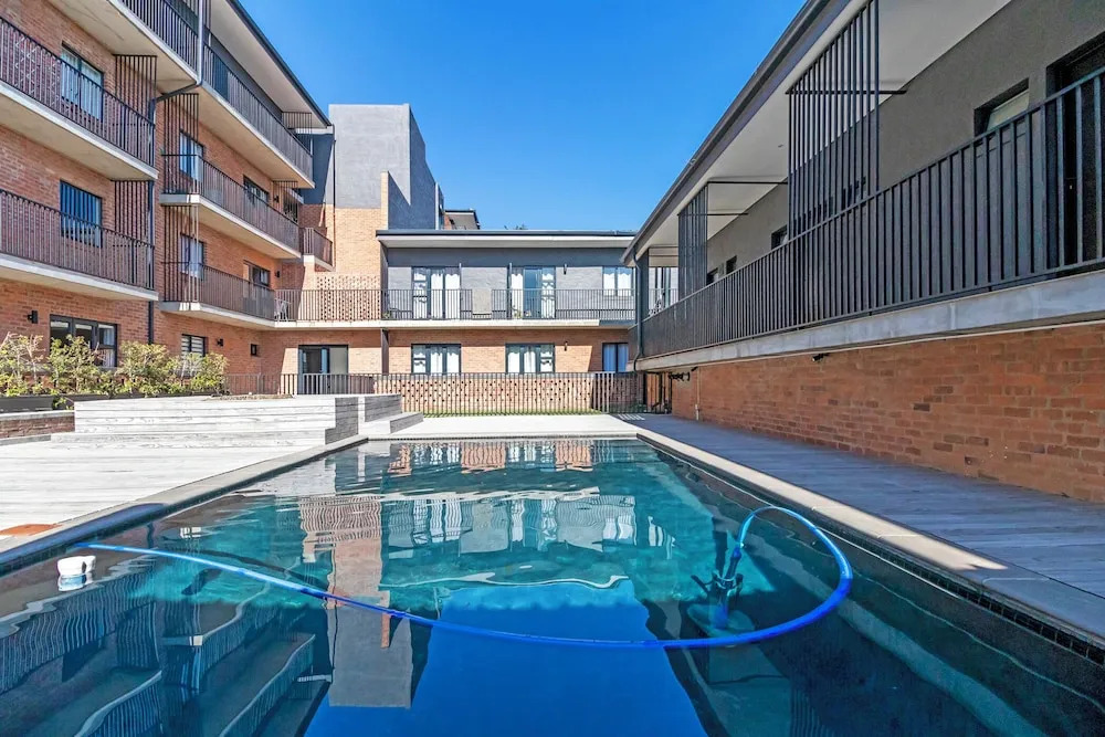Hyde Park House Apartments
