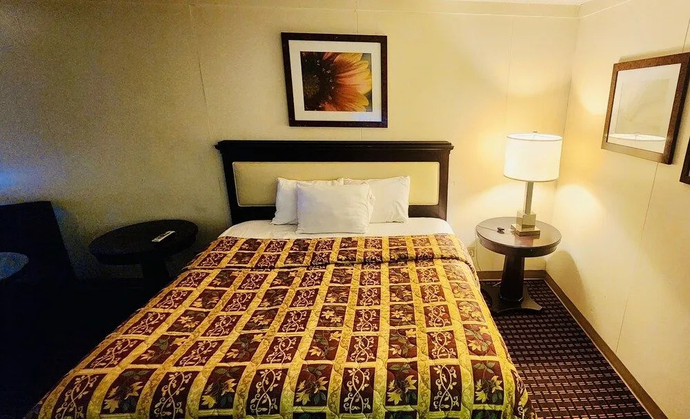 Motel 6 Borger, TX Boom Town