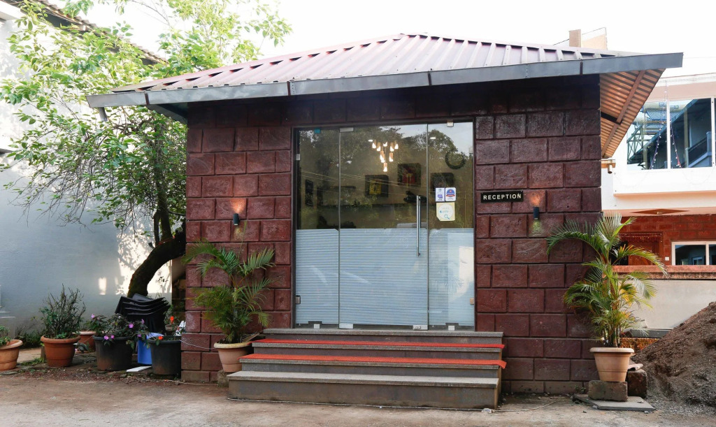 Treebo JP Cottage with Swimming Pool