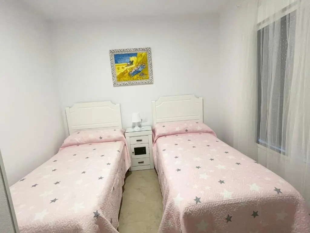 Chalet en Conil, descansa y disfruta BBQ AIRE PISCINA privada PARKING