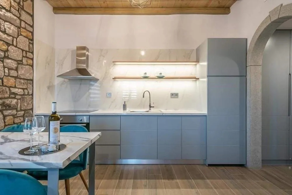 Lithoessa