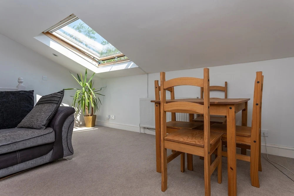 1 Bedroom Flat In Brixton