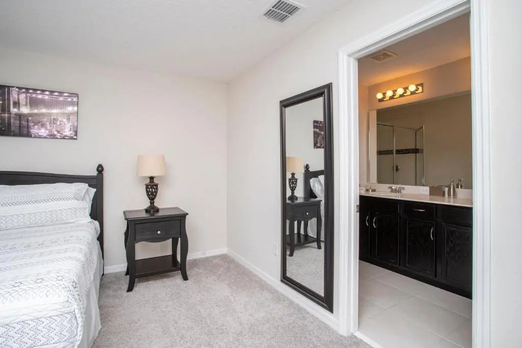 Family Friendly Four Bedroom w Pool Solararesort 1517
