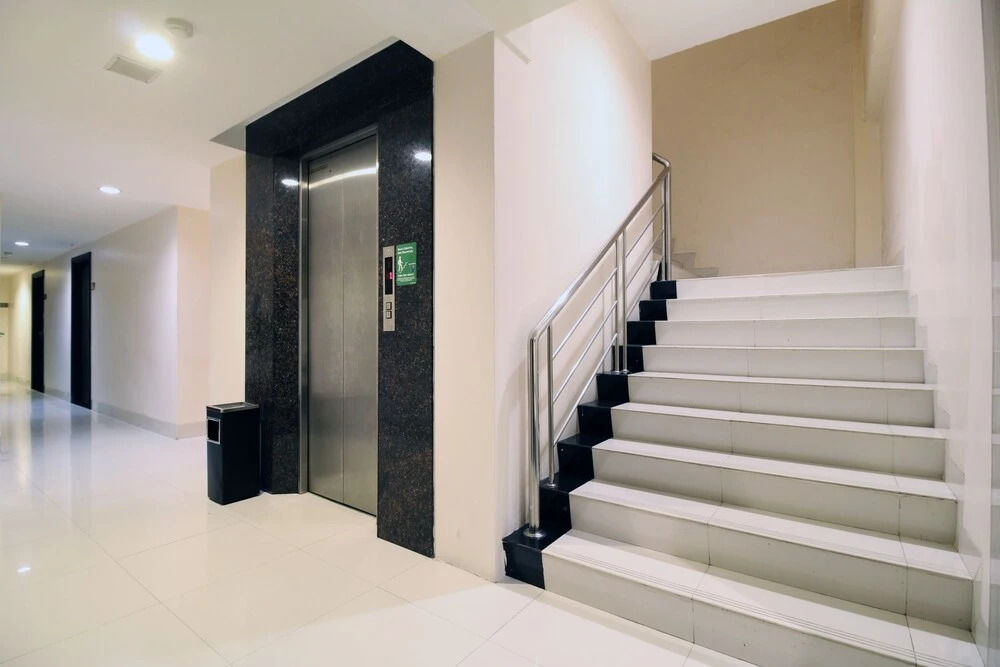 Airy Maricaya Pasewang 27 Makassar