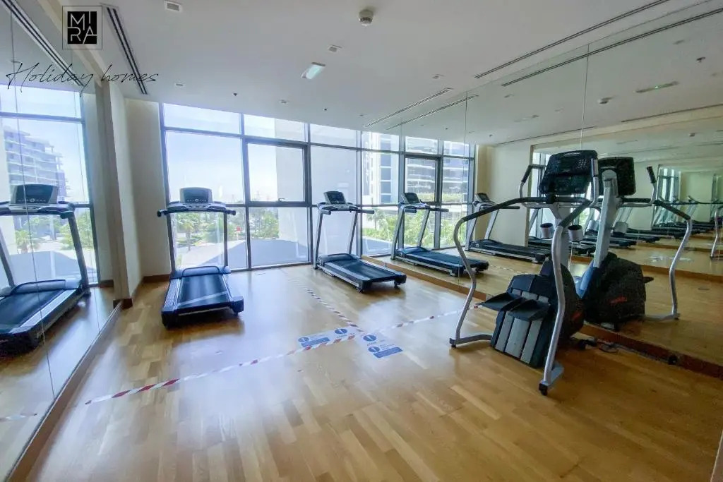 Mira Holiday Homes - Spacious Studio with Balcony - Free Wifi
