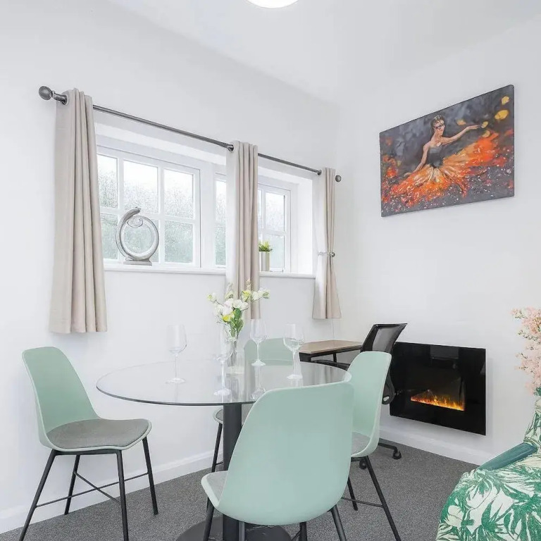 2 Bedroom Appartment