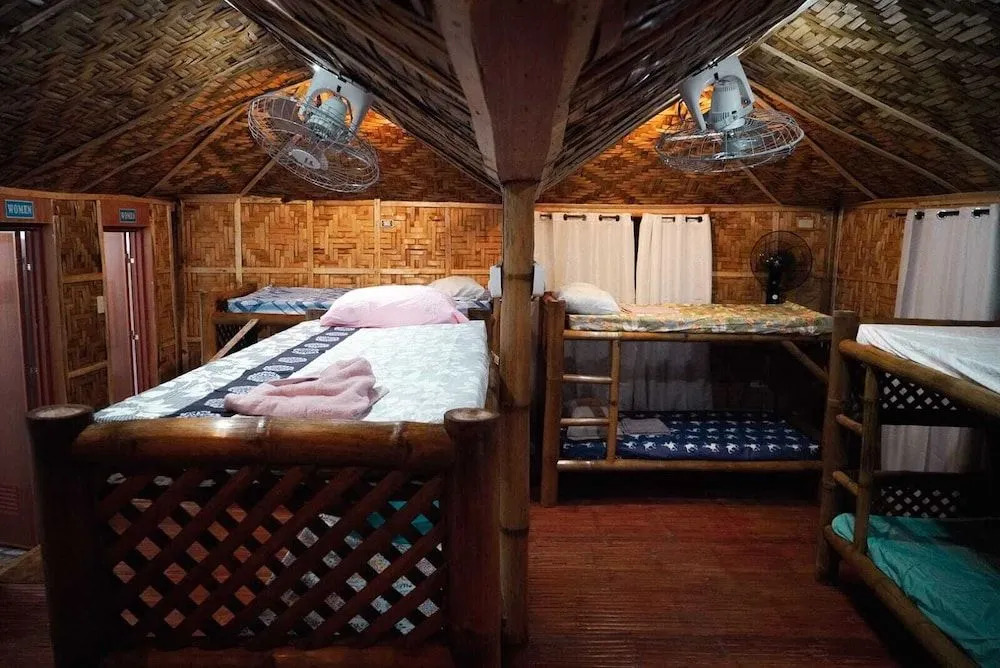 Siargao Tropic Hostel