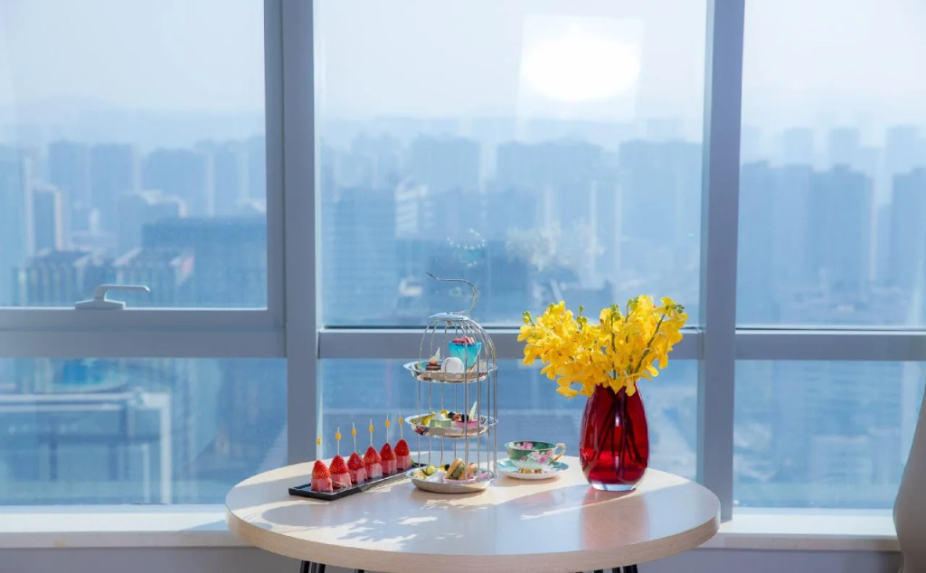 GinLan Jia Hotel