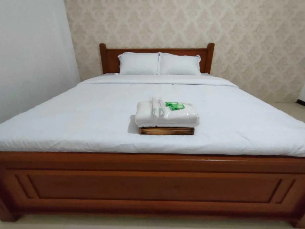 Sans Hotel Queen Batu