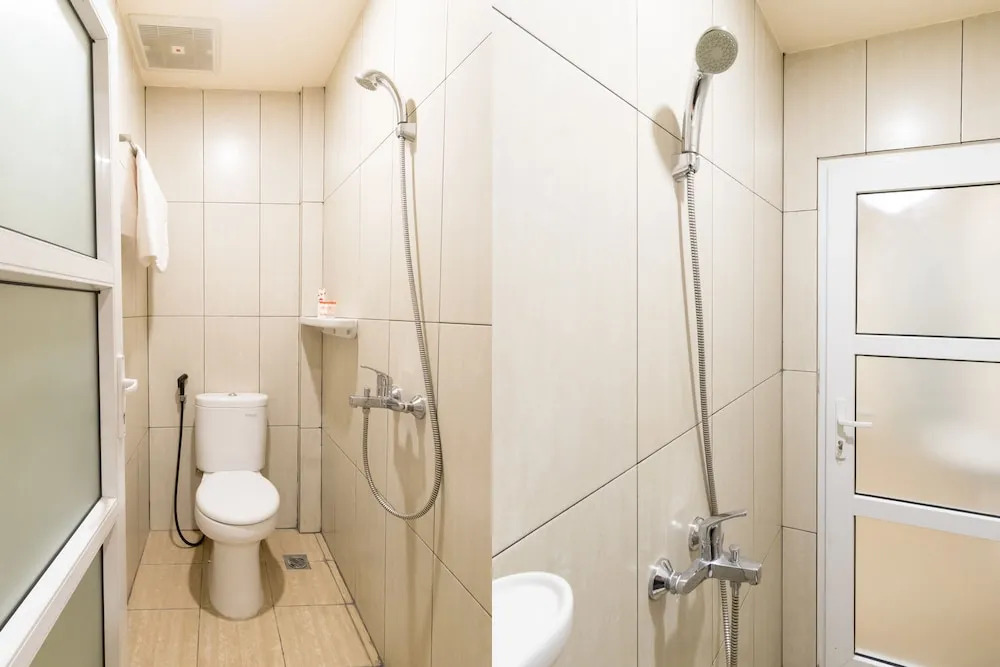 OYO 786 Sutomo Guest House