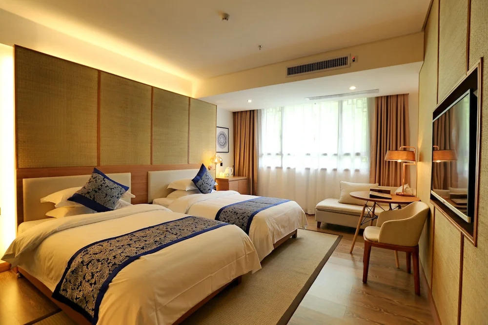 Mutong Holiday Hotel