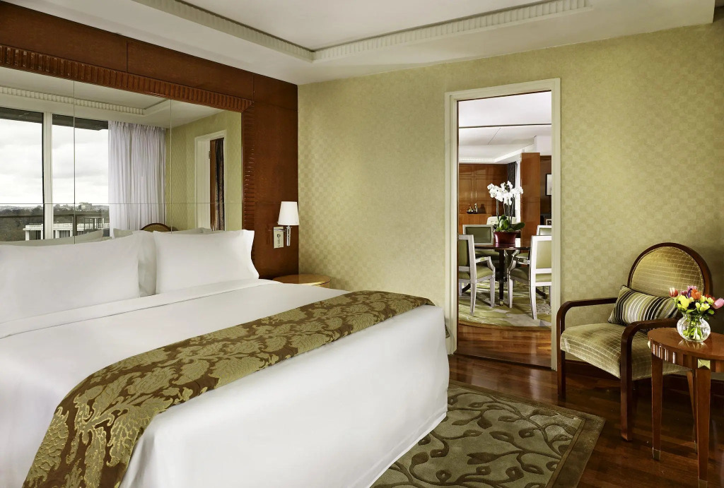 The Park Tower Knightsbridge, a Luxury Collection Hotel, London