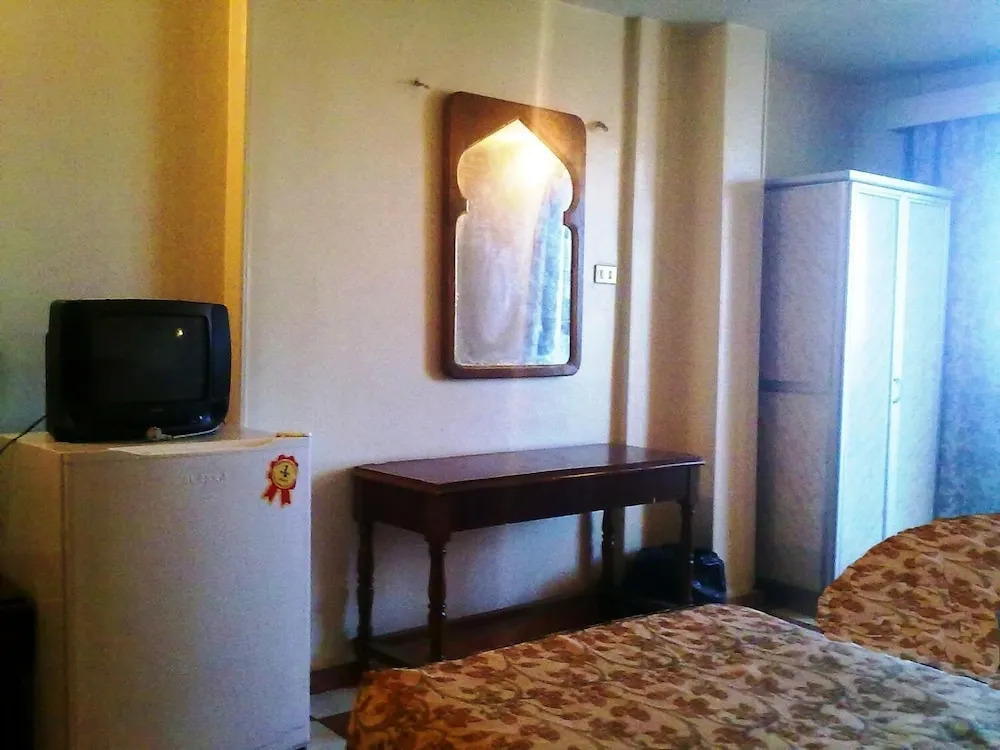 Orchida St. George Hotel
