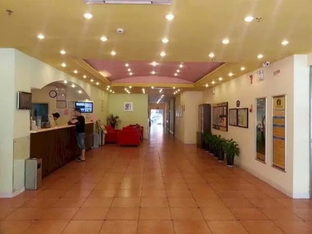 Home Inn Xiamen Lianban