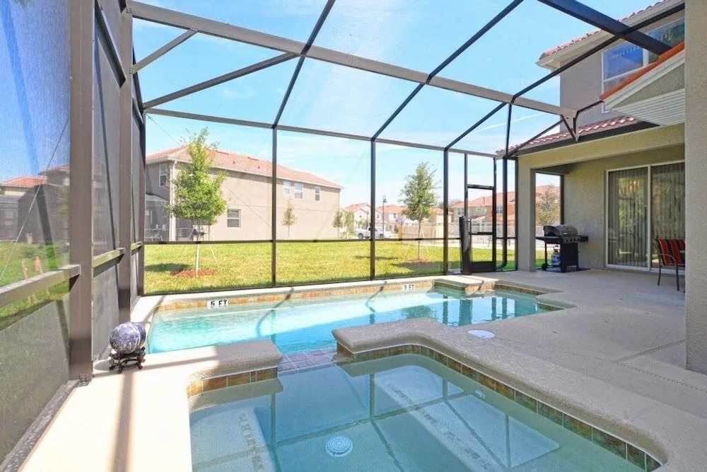 Paradise Palms - 5 Bedroom Pool - 3500PP Home by RedAwning
