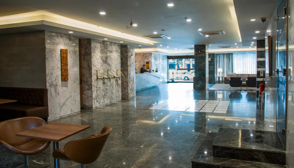 Mirasol Copacabana Hotel
