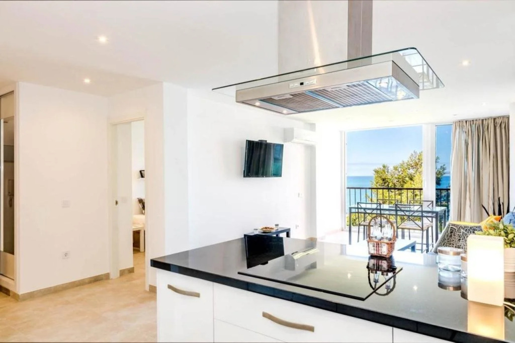 CP1-2 bedroom front line beach Cristo Playa RoomService