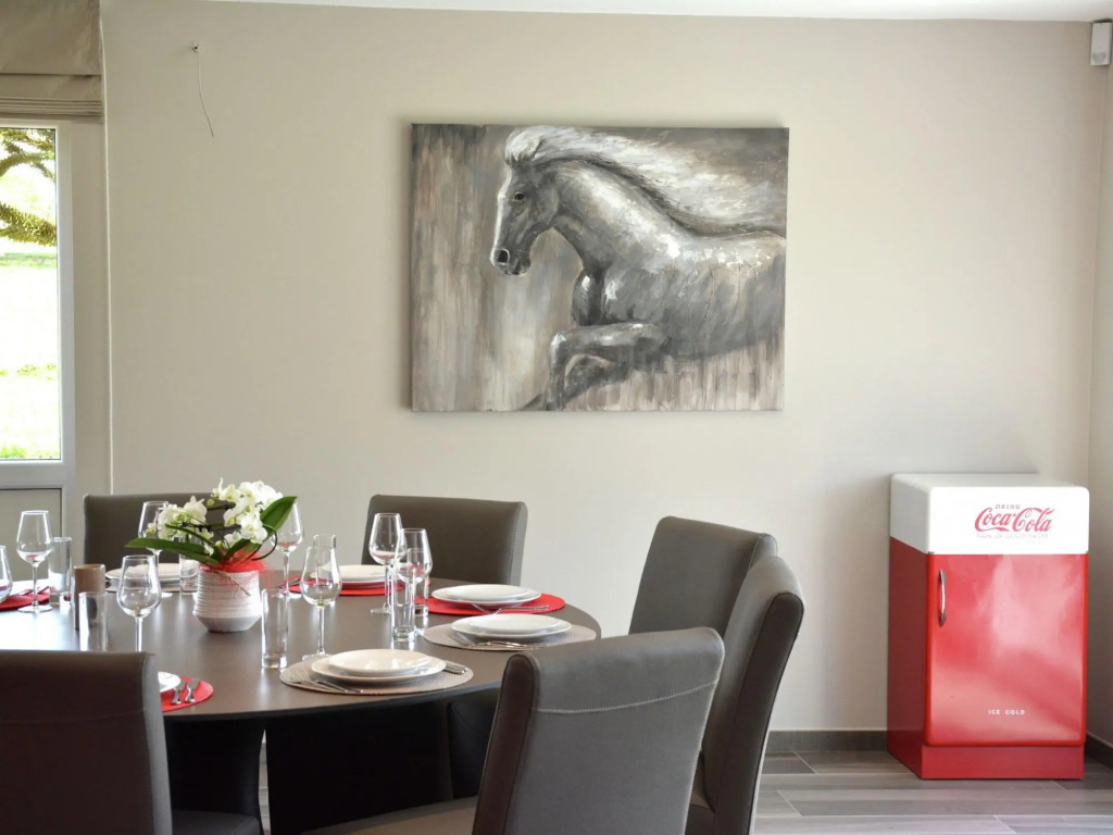 Modern villa in Rochefort close to the horses