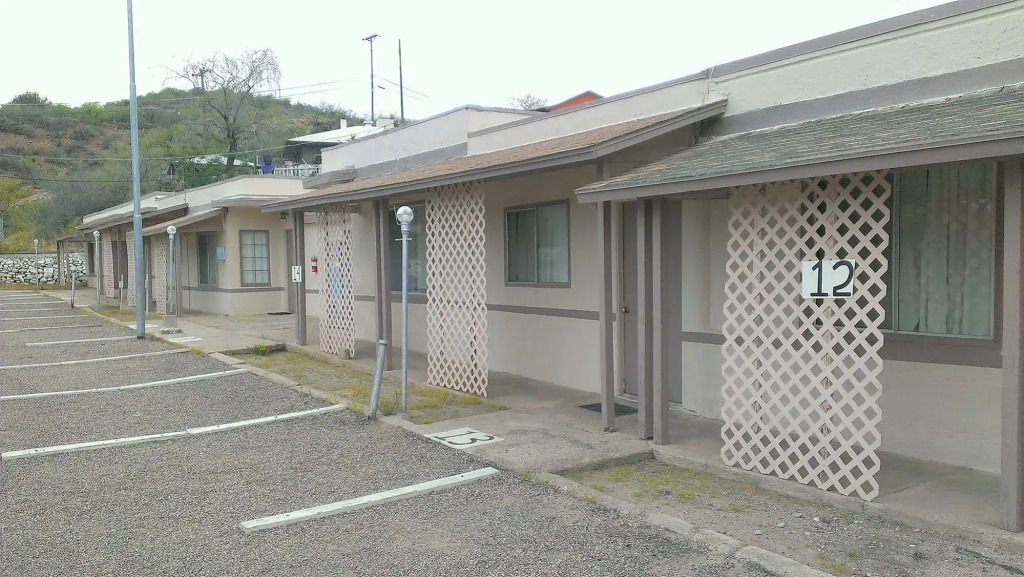 Belle Aire Motel