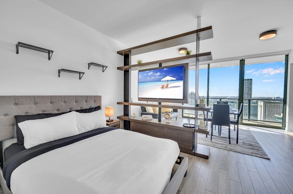 Miami Luxury Studio With City View