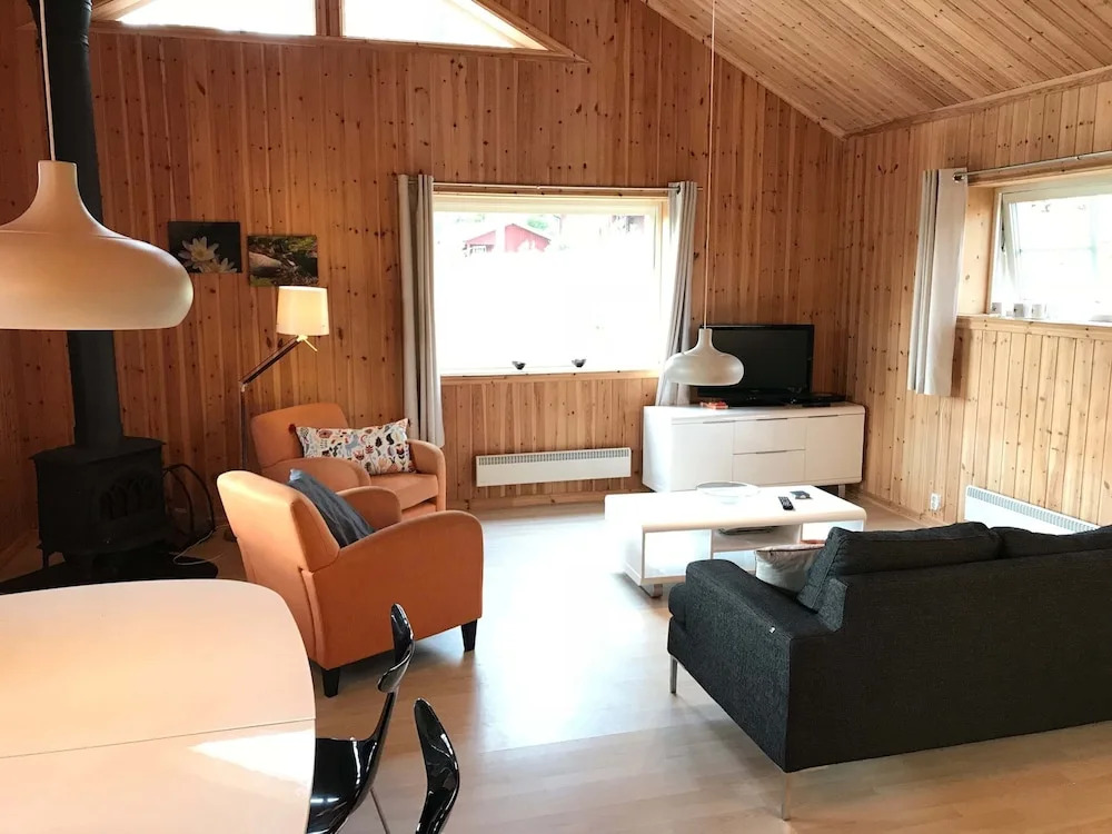 Ski, Sauna, and Scandinavian Serenity Chalet