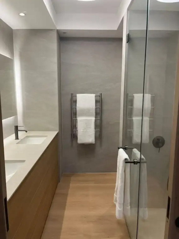Casa Mia Lux - Sea Point 2 Bedroom Apartment