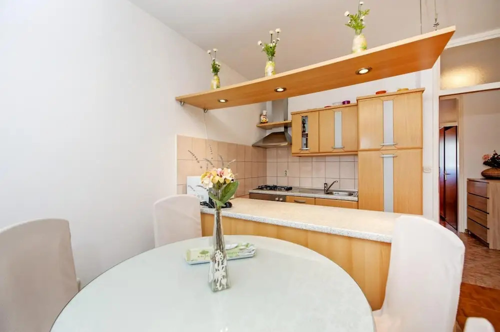 Ita 1 in Rovinj With 1 Bedrooms and 1 Bathrooms