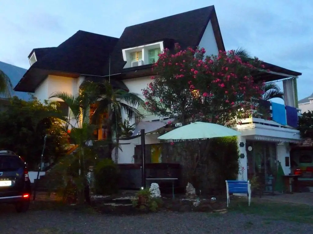 Villa Mango's