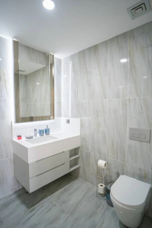 Fancy 2+1 Apt (2 bathrooms) - Core living