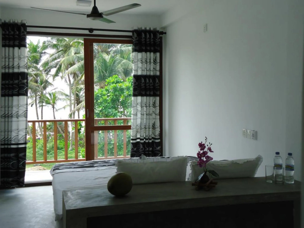 Chill House make a Good Story with infinite Ocean Surf and Stay