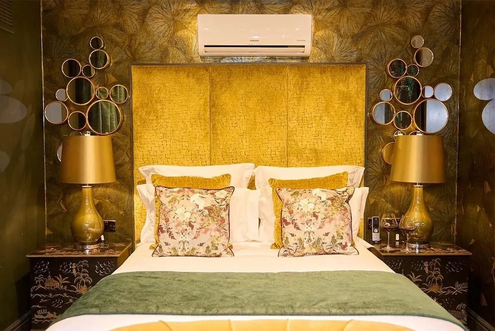 Funky Monk Hotel