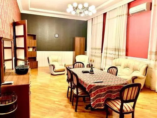 City Hall Apartment