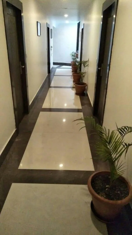 Kamakshi Residency by Royal Collection