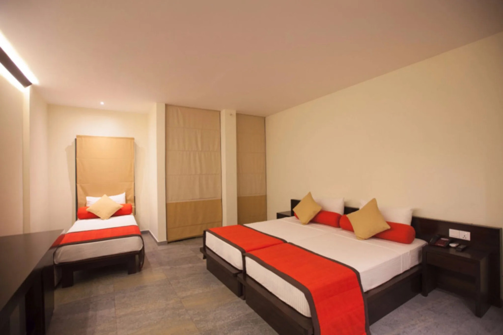 Oak Ray City Hotel